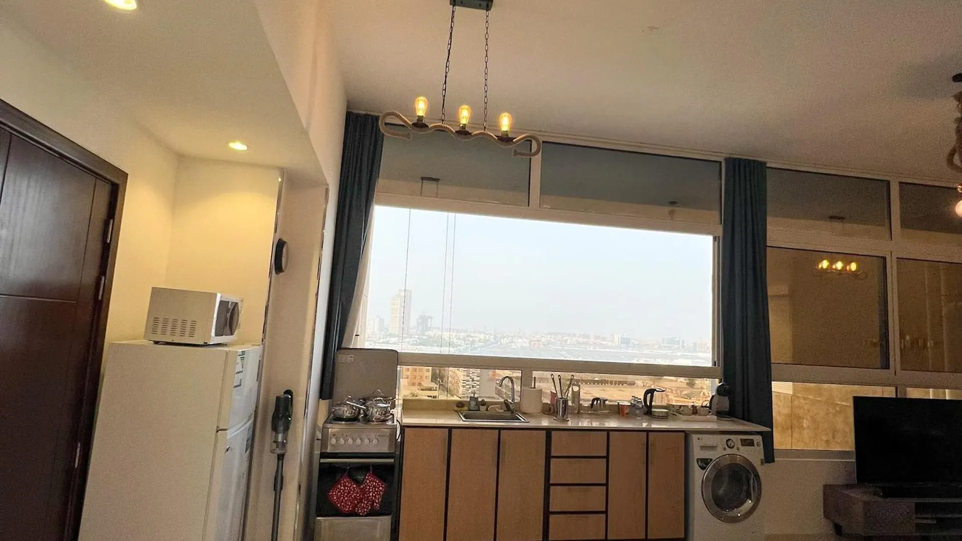 Red Sea Studio Partial Sea View استديو بحر الأحمر اطلالة جزئية 吉达 公寓