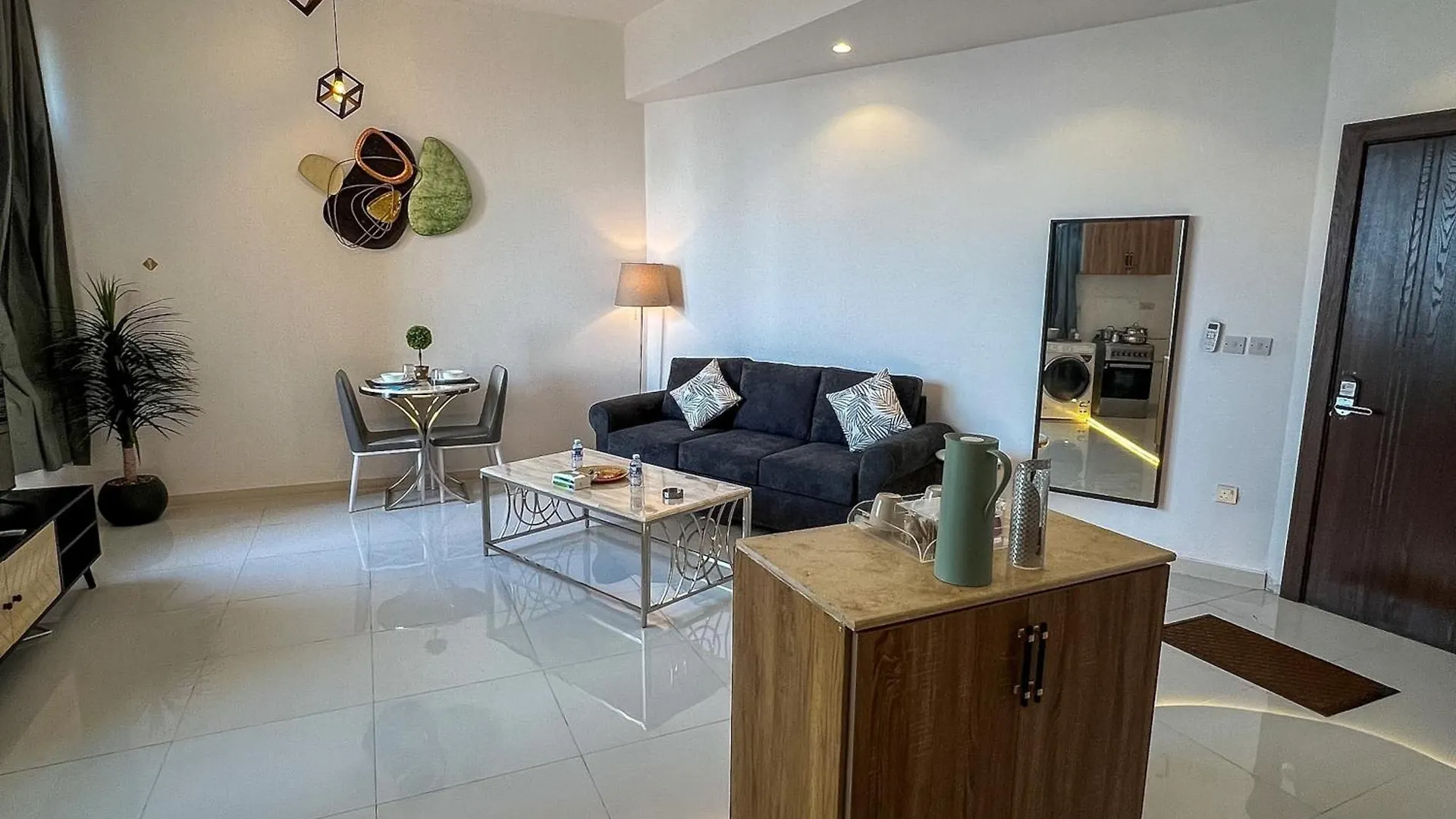 Red Sea Studio Partial Sea View استديو بحر الأحمر اطلالة جزئية 吉达